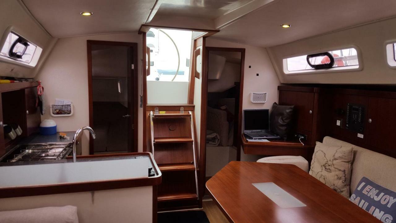 Fantastico Velero Ferrol Exterior photo